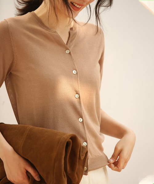 SAISON DE PAPILLON（セゾンドパピヨン）の「接触冷感 スキッパーネック UV対策 サマーニット カーディガン（カーディガン/ボレロ・レディース・ベージュ/ホワイト/ブルー/チャコールグレー/ブラック/パープル/ラベンダー/グリーン/ネイビー・M/L）」の14枚目の写真