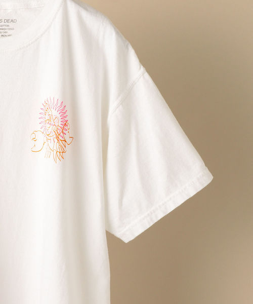 SURF IS DEAD（サーフ イズ デッド）の「SURF IS DEAD: UNDER THE SEA Tシャツ（Tシャツ/カットソー・メンズ・ホワイト・MEDIUM/LARGE）」の7枚目の写真