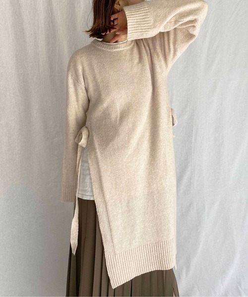 PICCIN（ピッチン）の「サイドスリットロングニット（ニット/セーター・レディース・ダークブラウン/アイボリー・M）」の2枚目の写真