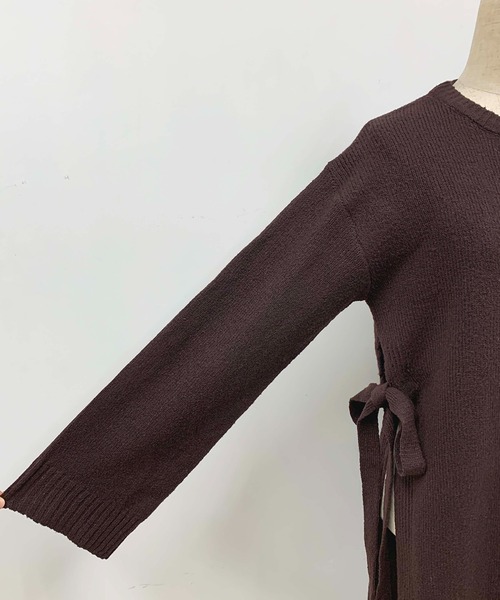 PICCIN（ピッチン）の「サイドスリットロングニット（ニット/セーター・レディース・ダークブラウン/アイボリー・M）」の8枚目の写真