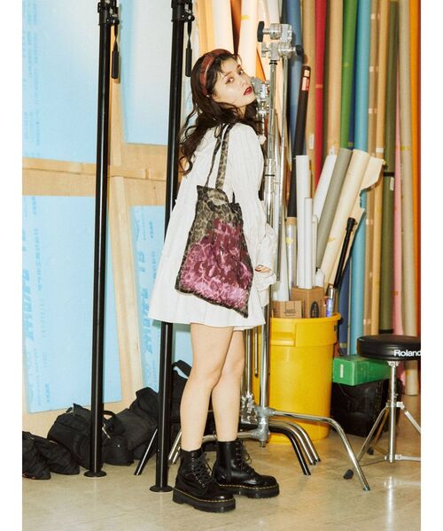 jouetie（ジュエティ）の「プリーツコンビトートバッグ（トートバッグ・レディース・ブラック/オフホワイト/ラベンダー/その他1・FREE）」の5枚目の写真