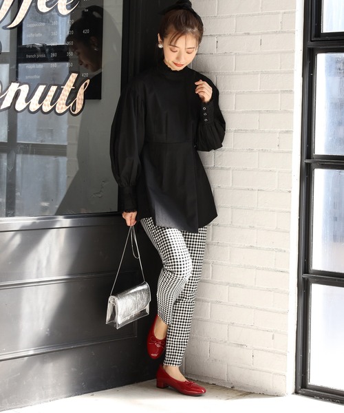 one after another NICE CLAUP（ワンアフターアナザーナイスクラップ）の「ヒールアップバレエシューズ（バレエシューズ・レディース・レッド/ゴールド/ホワイト系その他・SMALL/MEDIUM/LARGE）」の19枚目の写真