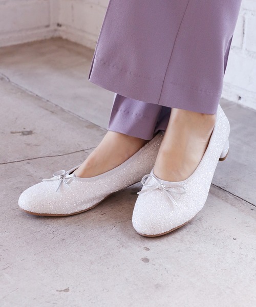 one after another NICE CLAUP（ワンアフターアナザーナイスクラップ）の「ヒールアップバレエシューズ（バレエシューズ・レディース・レッド/ゴールド/ホワイト系その他・SMALL/MEDIUM/LARGE）」の8枚目の写真