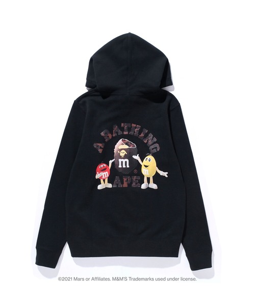 A BATHING APE（アベイシングエイプ）の「BAPE X M&M