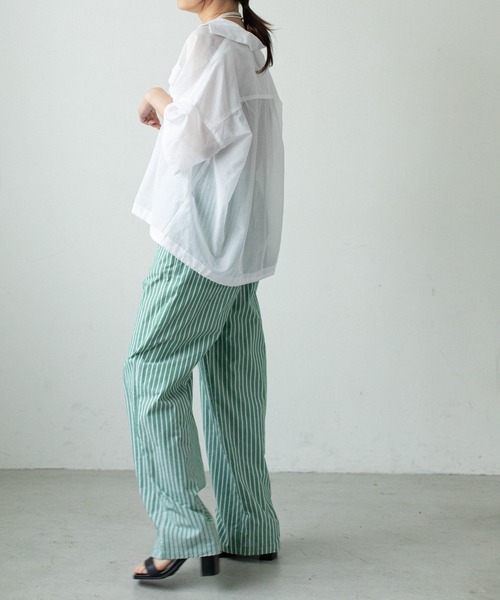 audrey and john wad(オードリーアンドジョンワッド)の「コットンシルクシアーオーバーサイズシャツ(シャツ/ブラウス・レディース・ホワイト/ナチュラル・マルチサイズ)」の11枚目の写真