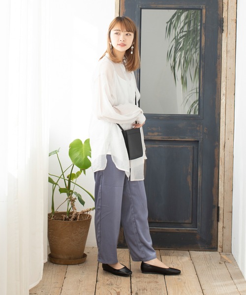 menue(メヌエ)の「晴雨兼用 フラットヒール防水パンプス(レインシューズ・レディース・アイボリー/グレイッシュベージュ/ライトグリーン/ブラック・22.5cm/26.0cm/23.0cm/21.5cm/23.5cm/24.0cm/25.5cm/24.5cm/25.0cm/22.0cm)」の19枚目の写真