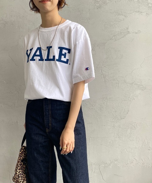 Champion（チャンピオン）の「[Champion/チャンピオン] YALE カレッジロゴプリントTシャツ（Tシャツ/カットソー・レディース・ホワイト/ネイビー・S/M/L）」の2枚目の写真