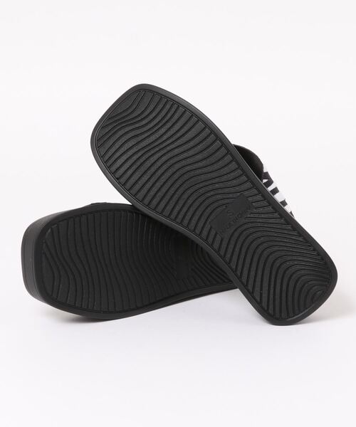 SPINNS（スピンズ）の「フェイクレザートング厚底サンダル（サンダル・レディース・ブラック/ブラウン/ゼブラ・S/M/L）」の9枚目の写真