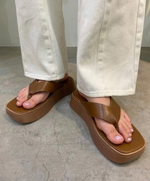 SPINNS | エコレザートング厚底サンダル(サンダル)