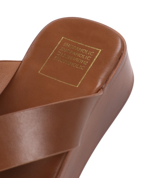 SPINNS（スピンズ）の「フェイクレザートング厚底サンダル（サンダル・レディース・ブラック/ブラウン/ゼブラ・S/M/L）」の11枚目の写真