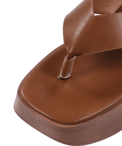 SPINNS（スピンズ）の「フェイクレザートング厚底サンダル（サンダル・レディース・ブラック/ブラウン/ゼブラ・S/M/L）」の13枚目の写真