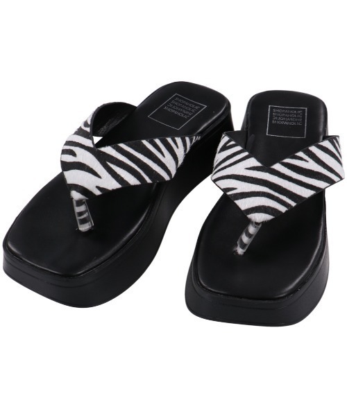 SPINNS（スピンズ）の「フェイクレザートング厚底サンダル（サンダル・レディース・ブラック/ブラウン/ゼブラ・S/M/L）」の10枚目の写真