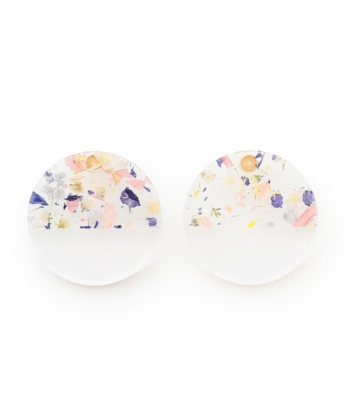 ANEVER（アンエバー）の「BIG CIRCLE ピアス（ピアス（両耳用）・レディース・ホワイト系/ホワイト系1・F）」の2枚目の写真