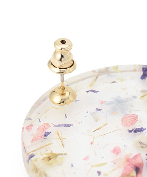 ANEVER（アンエバー）の「BIG CIRCLE ピアス（ピアス（両耳用）・レディース・ホワイト系/ホワイト系1・F）」の6枚目の写真