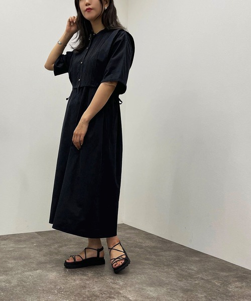 apres jour mignon（アプレジュールミニョン）の「ドレスデザインシャツワンピース 【ZOZOTOWN限定アイテム】（ワンピース・レディース・オフホワイト/ブラック・X-LARGE/フリー）」の2枚目の写真