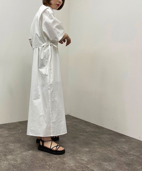 apres jour mignon（アプレジュールミニョン）の「ドレスデザインシャツワンピース 【ZOZOTOWN限定アイテム】（ワンピース・レディース・オフホワイト/ブラック・X-LARGE/フリー）」の13枚目の写真