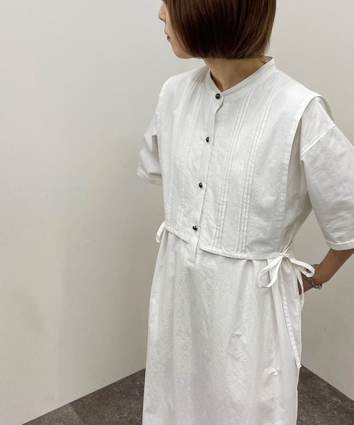 apres jour mignon（アプレジュールミニョン）の「ドレスデザインシャツワンピース 【ZOZOTOWN限定アイテム】（ワンピース・レディース・オフホワイト/ブラック・X-LARGE/フリー）」の3枚目の写真