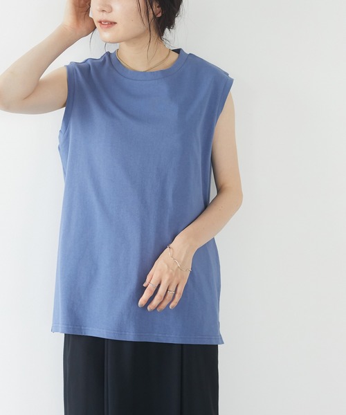 CRAFT STANDARD BOUTIQUE（クラフトスタンダードブティック）の「スリーブレスプルオーバー　＊（Tシャツ/カットソー・レディース・チャコールグレー/ブラウン/オフホワイト/ブルー・FREE）」の4枚目の写真