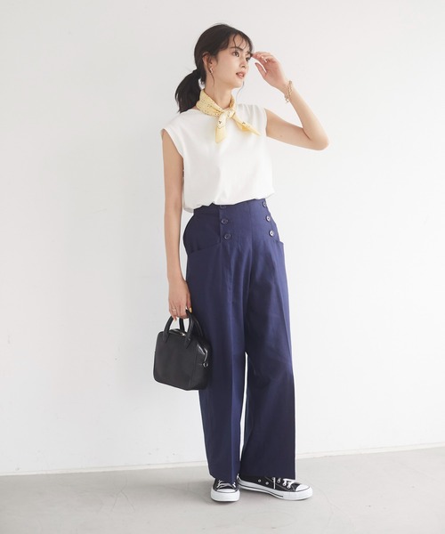 CRAFT STANDARD BOUTIQUE（クラフトスタンダードブティック）の「スリーブレスプルオーバー　＊（Tシャツ/カットソー・レディース・チャコールグレー/ブラウン/オフホワイト/ブルー・FREE）」の5枚目の写真