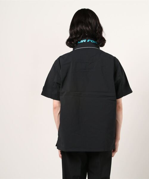 AVIREX(アヴィレックス)の「AVIREX(アヴィレックス) ファンクショナル スタンドジップシャツ/S/S FUNCTIONAL STAND ZIP SHIRT(シャツ/ブラウス・メンズ・ブラック/オリーブ/ブラウン系その他2・MEDIUM/LARGE/X-LARGE/XX-LARGE)」の4枚目の写真