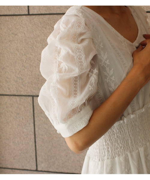 Memoire a Paris Wガーゼ◇ギャザースリーブワンピース　ハンドメイド  Apuweiser-riche（アプワイザーリッシェ）の「ギャザースリーブ