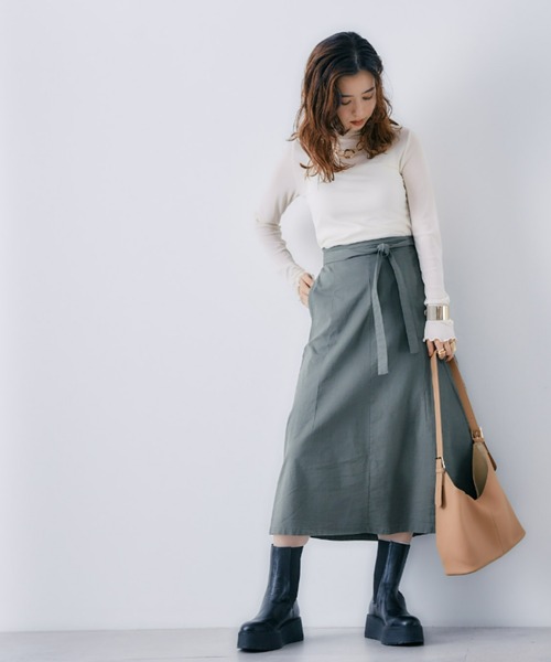 toucher du brise(トゥシェドブリーズ)の「透け感がポイント シアートップス(Tシャツ/カットソー・レディース・ブルー/ベージュ/ブラック/ブラウン/パープル/グレー・M)」の16枚目の写真