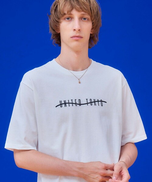 UNITED TOKYO（ユナイテッドトウキョウ）の「Graphic TEE（basic size)（Tシャツ/カットソー・メンズ・ホワイト/ブラック/アイボリー/その他/モスグリーン/ライトブラウン/ブラック×ブラック/ホワイト系その他/ブラック系その他2/ホワイト×ホワイト・1/2）」の3枚目の写真