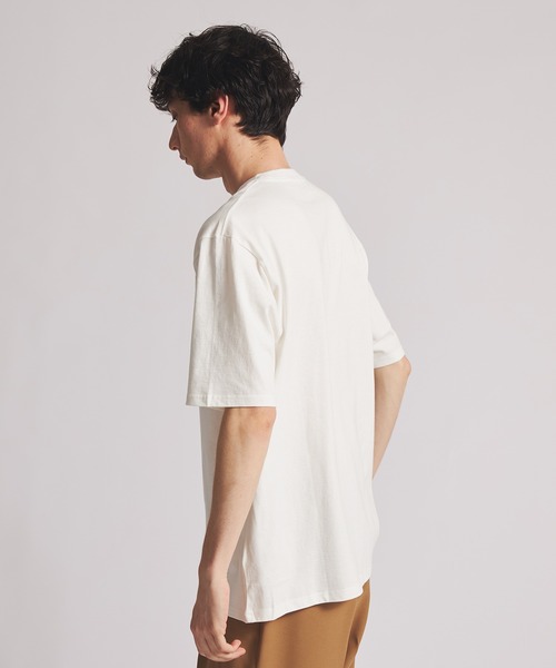 UNITED TOKYO（ユナイテッドトウキョウ）の「Graphic TEE（basic size)（Tシャツ/カットソー・メンズ・ホワイト/ブラック/アイボリー/その他/モスグリーン/ライトブラウン/ブラック×ブラック/ホワイト系その他/ブラック系その他2/ホワイト×ホワイト・1/2）」の20枚目の写真