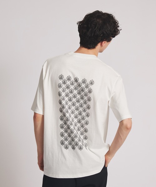UNITED TOKYO（ユナイテッドトウキョウ）の「Graphic TEE（basic size)（Tシャツ/カットソー・メンズ・ホワイト/ブラック/アイボリー/その他/モスグリーン/ライトブラウン/ブラック×ブラック/ホワイト系その他/ブラック系その他2/ホワイト×ホワイト・1/2）」の12枚目の写真