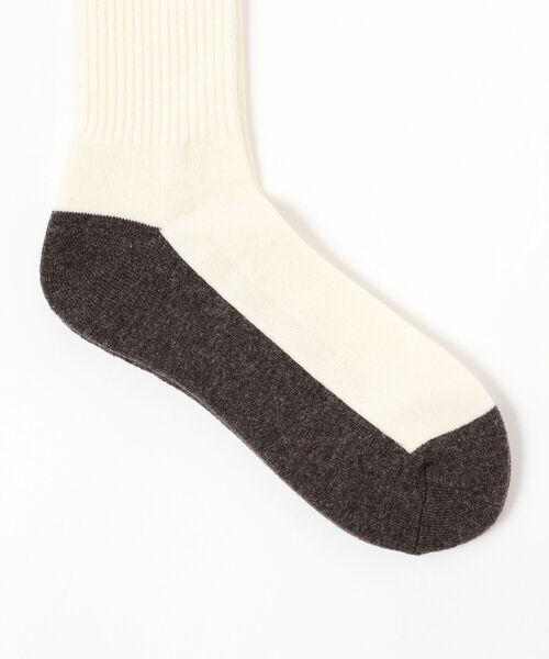 BEAMS（ビームス）の「BEAMS / ウール パイル ソックス（ソックス/靴下・メンズ・ブラック/ベージュ/ネイビー/オフホワイト・ONE SIZE）」の5枚目の写真