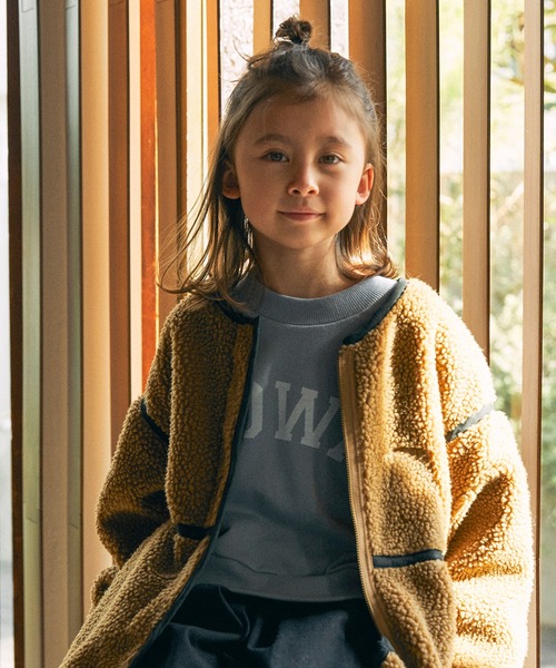 undeny.(アンディニ-)の「undeny. ロゴビッグトレーナー/線画プリントビッグトレーナー(その他トップス・キッズ・ブルー系その他/ブラック/パープル/ベージュ/チャコールグレー/カーキ・L/M/XL/S)」の21枚目の写真