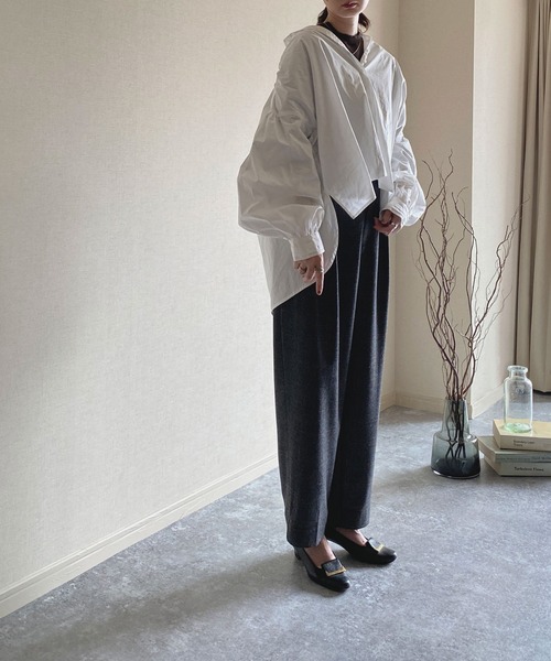 NICOLE CLUB（ニコル　クラブ）の「【NICOLE CLUB】配色ベルト付きタックパンツ（その他パンツ・レディース・ブラック/ベージュ/グレー系その他/ブラウン系その他・MEDIUM）」の7枚目の写真