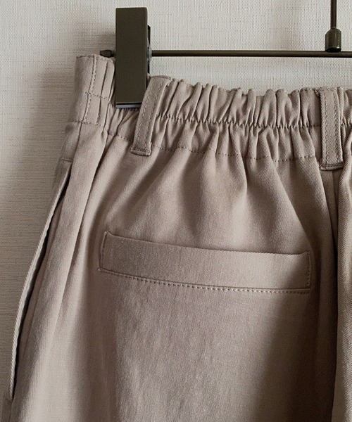 NICOLE CLUB（ニコル　クラブ）の「【NICOLE CLUB】配色ベルト付きタックパンツ（その他パンツ・レディース・ブラック/ベージュ/グレー系その他/ブラウン系その他・MEDIUM）」の21枚目の写真
