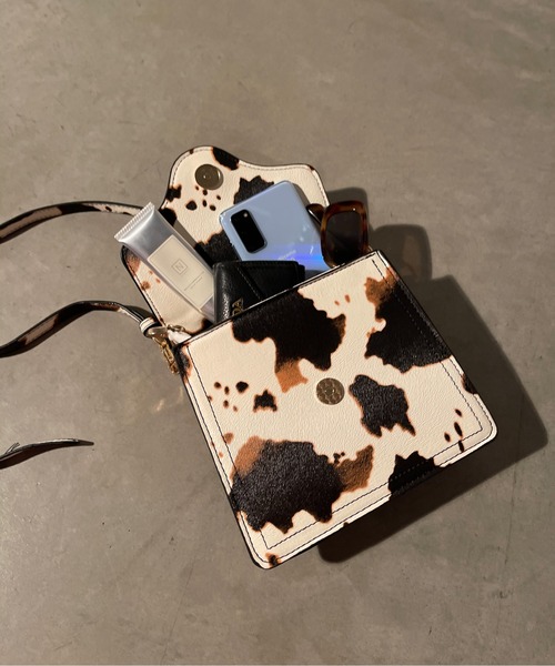 SpRay(スプレイ)の「フェイク2WAYショルダー(ショルダーバッグ・レディース・ブラック/ホワイト系その他/ボルドー/ダークグリーン・FREE)」の15枚目の写真