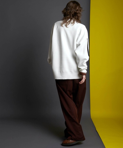 ENDER PRODUCTS（エンダープロダクツ）の「オーバーサイズ ミラノリブ ラインスリーブ タートルネックニット 【ENDER PRODUCTS/エンダープロダクツ】（ニット/セーター・メンズ・ホワイト/ブラック/グレイッシュベージュ/ベージュ系その他/オレンジ・M/L）」の11枚目の写真