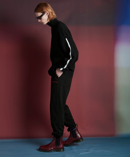 ENDER PRODUCTS（エンダープロダクツ）の「オーバーサイズ ミラノリブ ラインスリーブ タートルネックニット 【ENDER PRODUCTS/エンダープロダクツ】（ニット/セーター・メンズ・ホワイト/ブラック/グレイッシュベージュ/ベージュ系その他/オレンジ・M/L）」の7枚目の写真