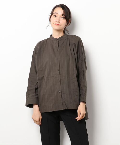 Lugnoncure（ルノンキュール）の「ドビードルマンシャツ（シャツ/ブラウス・レディース・オフホワイト/チャコール/パープル・ﾌﾘ-）」の2枚目の写真