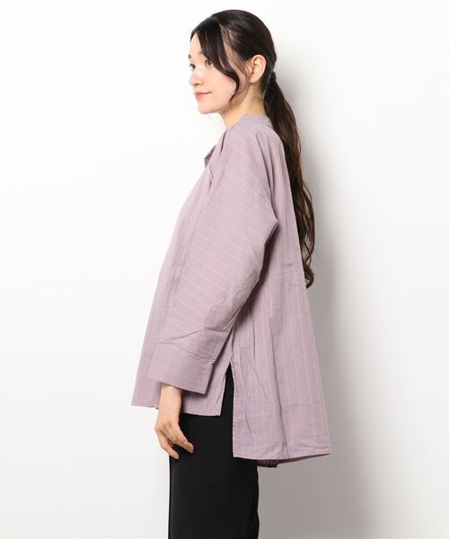 Lugnoncure（ルノンキュール）の「ドビードルマンシャツ（シャツ/ブラウス・レディース・オフホワイト/チャコール/パープル・ﾌﾘ-）」の5枚目の写真