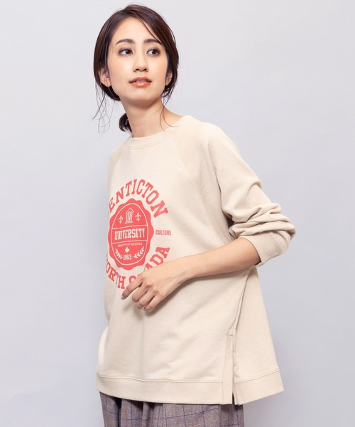 mili an deni（ミリアンデニ）の「カレッジロゴサイドスリットスウェットPO（スウェット・レディース・チャコールグレー/ベージュ/グリーン/モカ・M/L）」の3枚目の写真