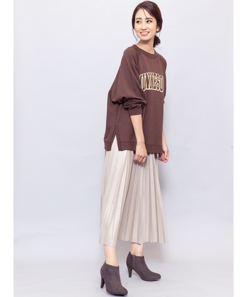 mili an deni（ミリアンデニ）の「カレッジロゴサイドスリットスウェットPO（スウェット・レディース・チャコールグレー/ベージュ/グリーン/モカ・M/L）」の8枚目の写真