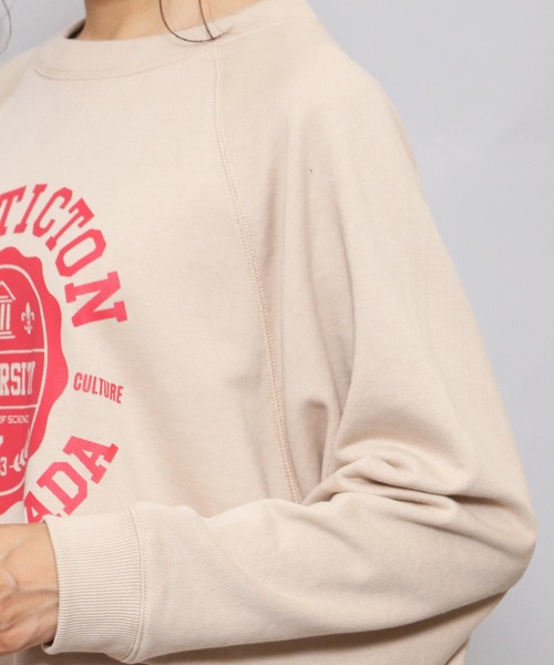 mili an deni（ミリアンデニ）の「カレッジロゴサイドスリットスウェットPO（スウェット・レディース・チャコールグレー/ベージュ/グリーン/モカ・M/L）」の22枚目の写真