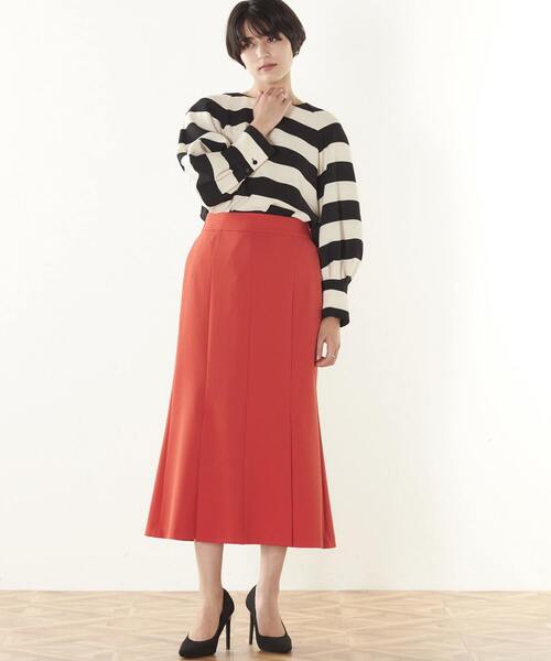 Tiara（ティアラ）の「マーメイドタックスカート（スカート・レディース・ブラック/レッド/アイボリー・S/M）」の5枚目の写真