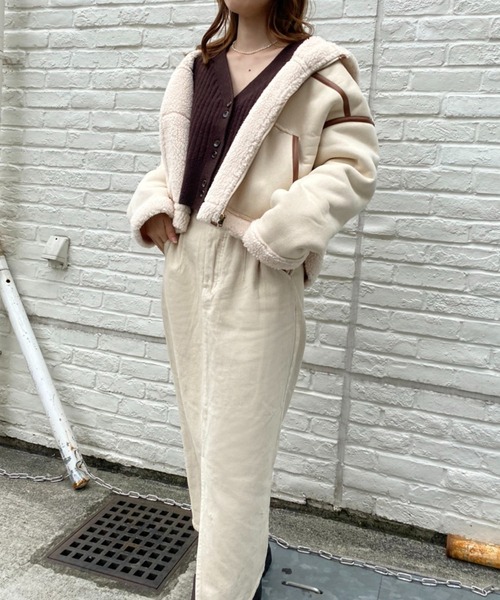 one after another NICE CLAUP（ワンアフターアナザーナイスクラップ）の「ウエスト丈が使いやすい！ボンバーショートジャケット（その他アウター・レディース・アイボリー/ブラウン系その他・FREE）」の5枚目の写真