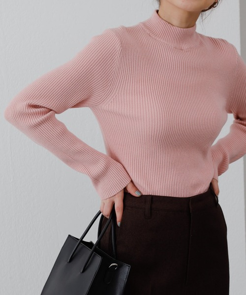 COLONY 2139(コロニートゥーワンスリーナイン)の「リサイクルポリPBTニット(ハイネック)(ニット/セーター・レディース・アイボリー/グリーン/ブラック/ブルー/グレー/ピンク・MEDIUM/LARGE)」の6枚目の写真