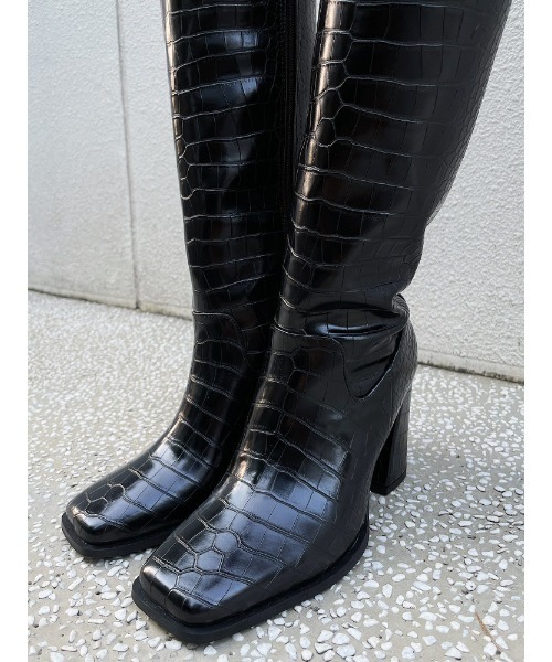 ENVYM（アンビー）の「スクエアトゥロングＢＯＯＴＳ（ブーツ・レディース・ブラック/ベージュ/パイソン・23.5/24.5/22.5）」の7枚目の写真