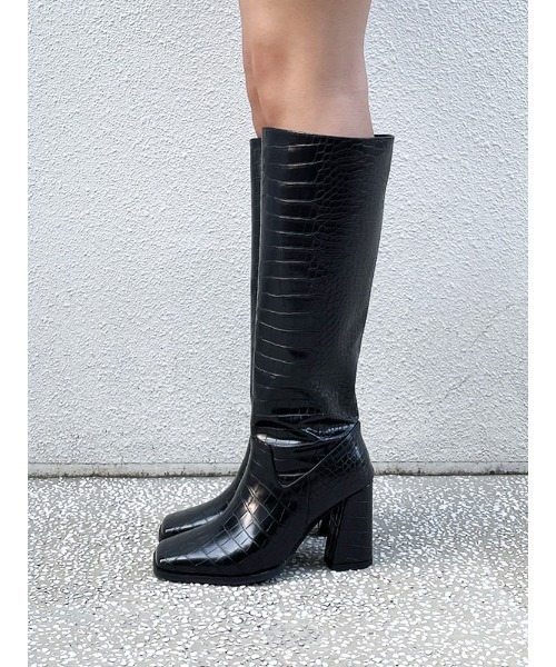 ENVYM（アンビー）の「スクエアトゥロングＢＯＯＴＳ（ブーツ・レディース・ブラック/ベージュ/パイソン・23.5/24.5/22.5）」の9枚目の写真