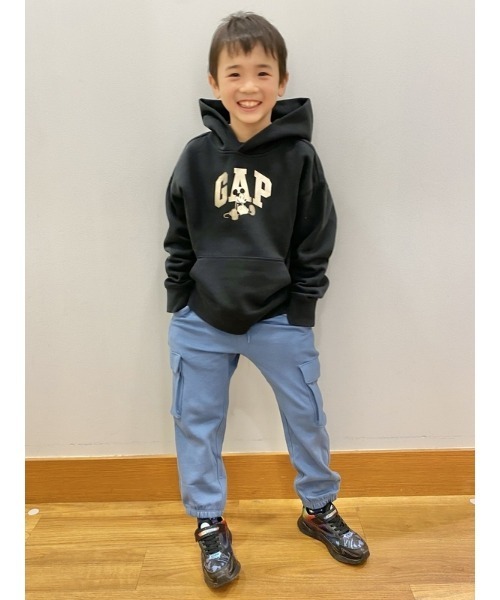 GAP(ギャップ)の「Gap ディズニー グラフィックパーカー (キッズ・ユニセックス)(パーカー・キッズ・ブラック/レッド/ブラウン/ブラウン系その他/ブラック系その他/ホワイト・XS/S/M/L/XL/XXL)」の14枚目の写真