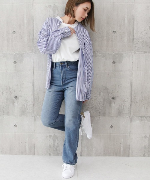 Social GIRL(ソーシャルガール)の「ハイウエストストレートデニムジーンズ(デニムパンツ・レディース・インディゴブルー/ブルー・M/L)」の18枚目の写真