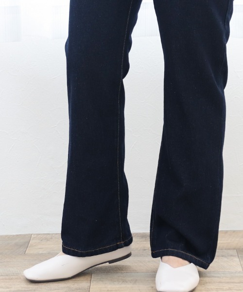 Social GIRL(ソーシャルガール)の「ハイウエストストレートデニムジーンズ(デニムパンツ・レディース・インディゴブルー/ブルー・M/L)」の14枚目の写真