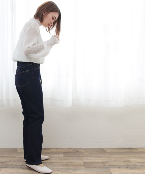 Social GIRL(ソーシャルガール)の「ハイウエストストレートデニムジーンズ(デニムパンツ・レディース・インディゴブルー/ブルー・M/L)」の16枚目の写真